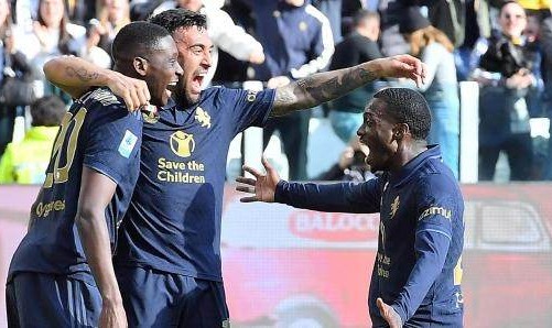 开云官方-穆阿尼主导尤文疯狂逆转 DV9破门仍难掩尴尬