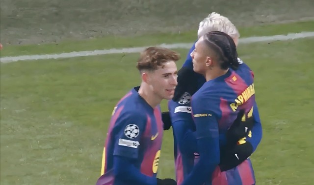 kaiyun网站-莱万乌龙、佩德里伤退！欧冠关键战：巴萨惊险逆袭，赛后揪心爆料